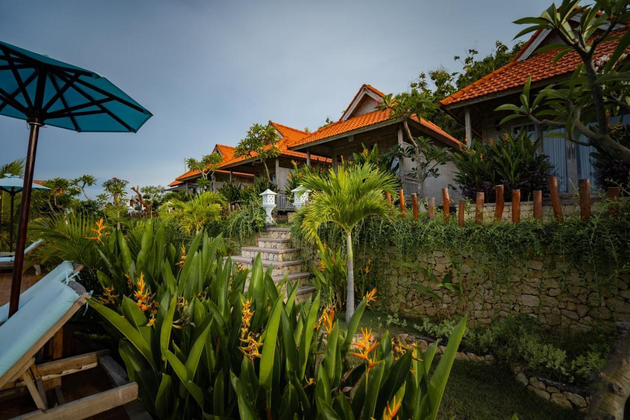 Hotel Gara Gara Sea View Batununggul Exterior foto